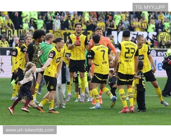 多特蒙德主场平局，连续六场欧冠比分现-四球-