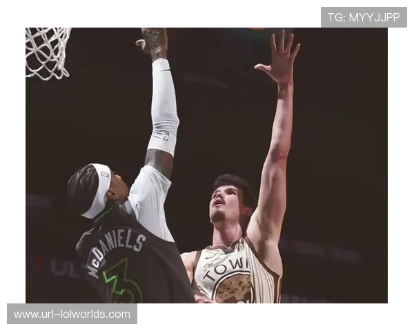 森林狼麦克丹尼尔斯三分命中率40.5%，攻防韧性支撑残阵